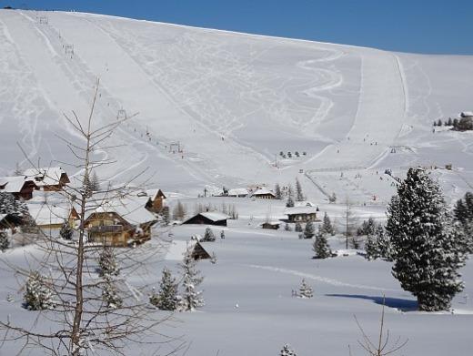 Blick auf die bestens präperierten Pisten