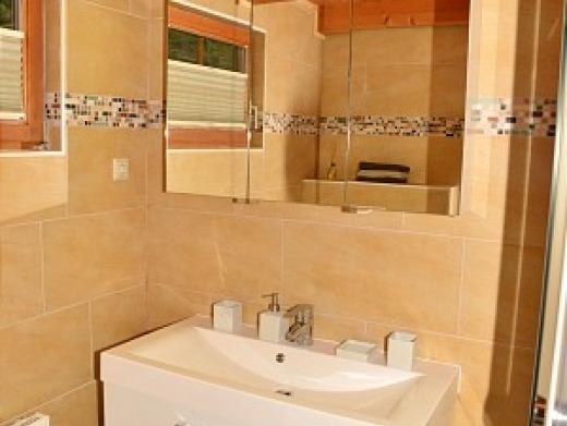 Badezimmer Erdgeschoß