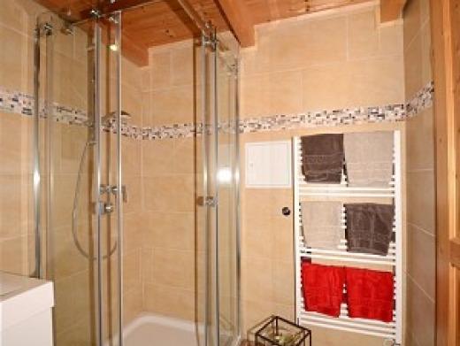 Dusche Erdgeschoss