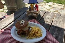 Burger Abend im Kärntner Haus 