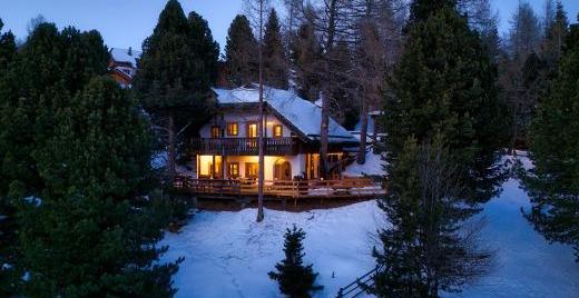 Wellness Hütte Winter