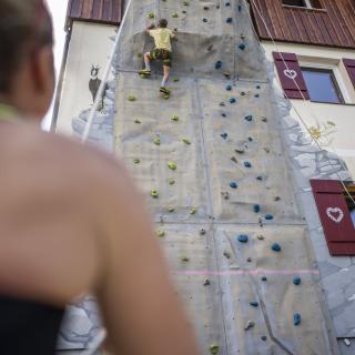 153-3520-print_HeidiHotel_Falkert_2023_by_Gert_Perauer 153-3520-print_HeidiHotel_Falkert_2023_by_Gert_Perauer