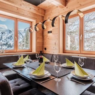Heidi-Chalet-Falkert-Heidialm-Almsommer-Kochen-Kueche-Essen