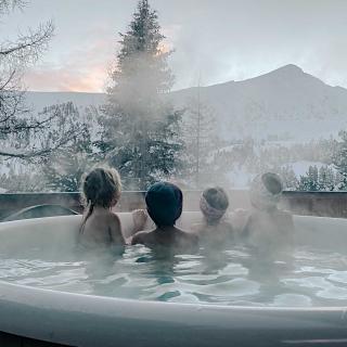 Heidi-Chalet-Falkert-Heidialm-Almsommer-Wellness-Bad-Sauna-Luxus-Kinder