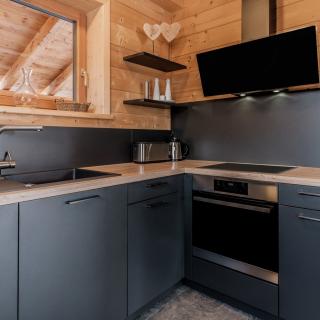 Heidi-Chalet-Falkert-Heidialm-Almsommer-Kochen-Kueche