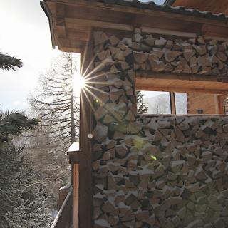 Heidi-Chalet-Falkert-Heidialm-Almsommer-Winter-Holzlager