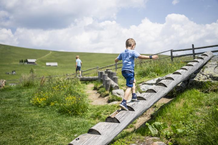 247-4599-print_HeidiHotel_Falkert_2023_by_Gert_Perauer